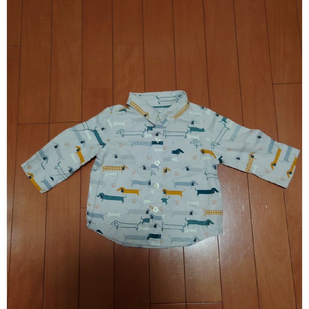 babyGAP(ベビーギャップ)のギャップ70 シャツ キッズ/ベビー/マタニティのベビー服(~85cm)(シャツ/カットソー)の商品写真