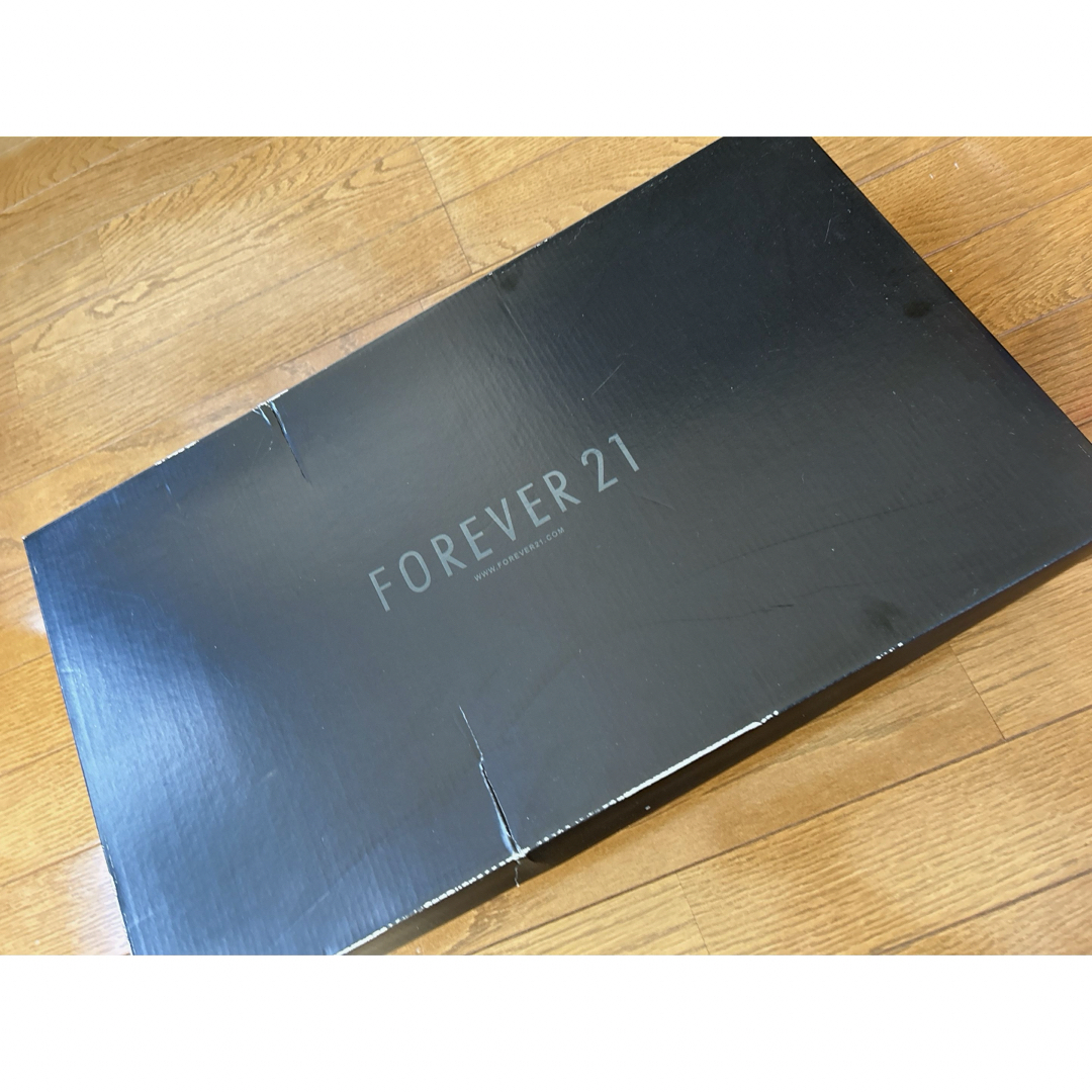 FOREVER 21(フォーエバートゥエンティーワン)のFOREVER21 ロングブーツ 25cm 新品未使用 レディースの靴/シューズ(ブーツ)の商品写真