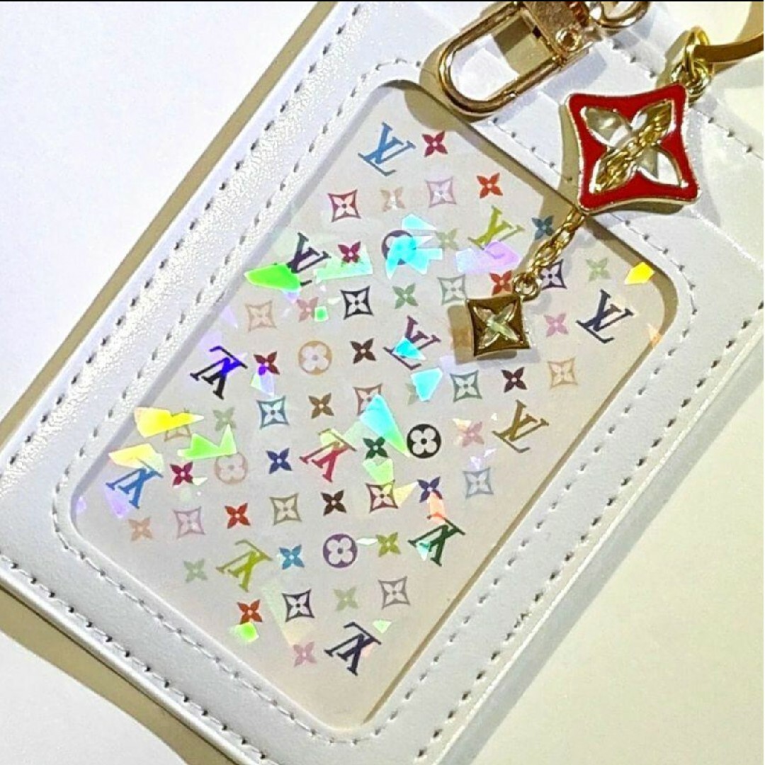 LOUIS VUITTON(ルイヴィトン)の希少✨LOUIS VUITTON✨モノグラムマルチ １枚 新品パスケース　⑥ レディースのファッション小物(パスケース/IDカードホルダー)の商品写真