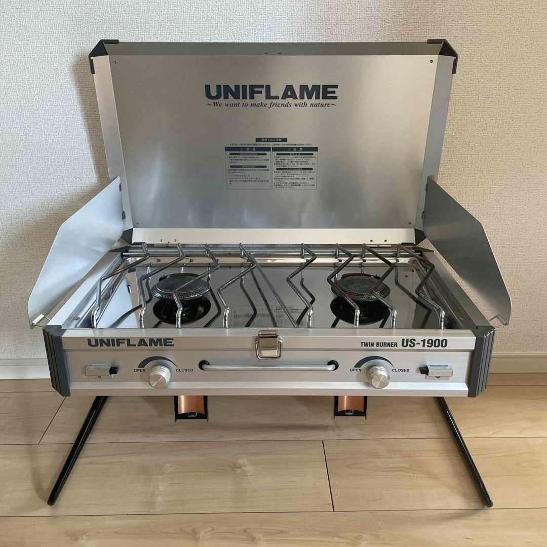 UNIFLAME(ユニフレーム)のuniflame ユニフレーム ツインバーナー us-1900 610305 スポーツ/アウトドアのアウトドア(調理器具)の商品写真