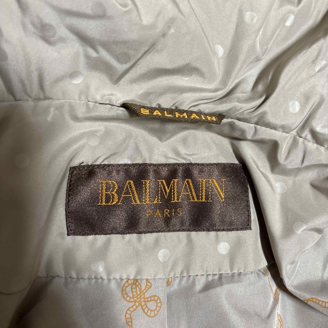 BALMAIN(バルマン)の【美品】バルマン　ダウンコート　フォックスファー　3way ベージュ　総柄　L レディースのジャケット/アウター(ダウンコート)の商品写真