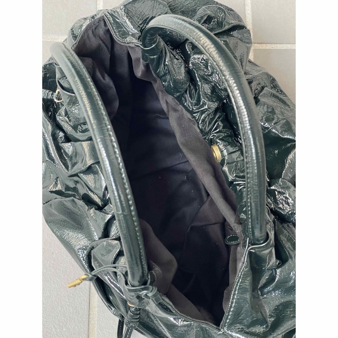 TOPKAPI(トプカピ)のトプカピ エナメルバッグ グリーン レディースのバッグ(ショルダーバッグ)の商品写真