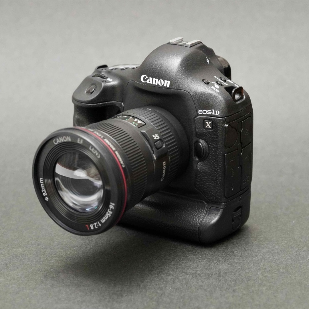 Canon(キヤノン)の【激レア】Canon EOS-1DX ミニチュアカメラ USBメモリ キヤノン エンタメ/ホビーのフィギュア(その他)の商品写真
