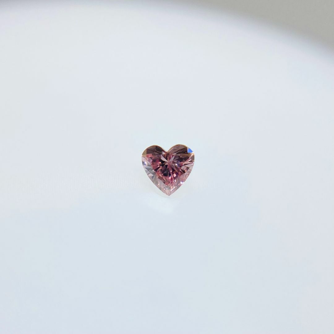 FANCY INTENSE PINK 0.063ct/HS/RT2452/CGL レディースのアクセサリー(その他)の商品写真