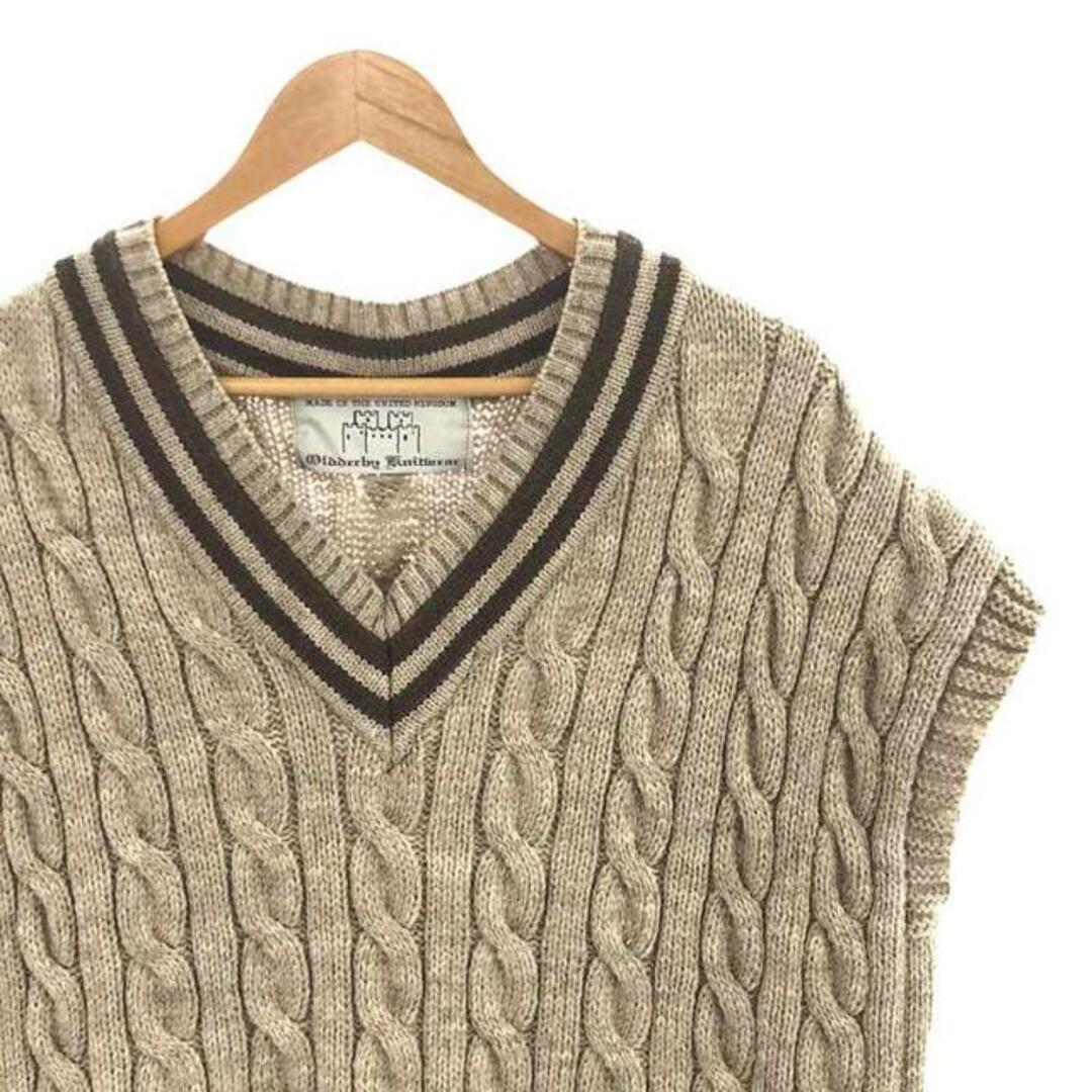 Spick & Span(スピックアンドスパン)の【美品】  Spick and Span / スピックアンドスパン | 2021AW | × Oldderby Knitwear オールドダービーニットウェア別注 クリケットケーブルニットベスト | F | ベージュ | レディース レディースのトップス(ベスト/ジレ)の商品写真