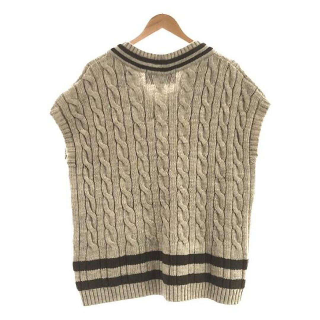 Spick & Span(スピックアンドスパン)の【美品】  Spick and Span / スピックアンドスパン | 2021AW | × Oldderby Knitwear オールドダービーニットウェア別注 クリケットケーブルニットベスト | F | ベージュ | レディース レディースのトップス(ベスト/ジレ)の商品写真