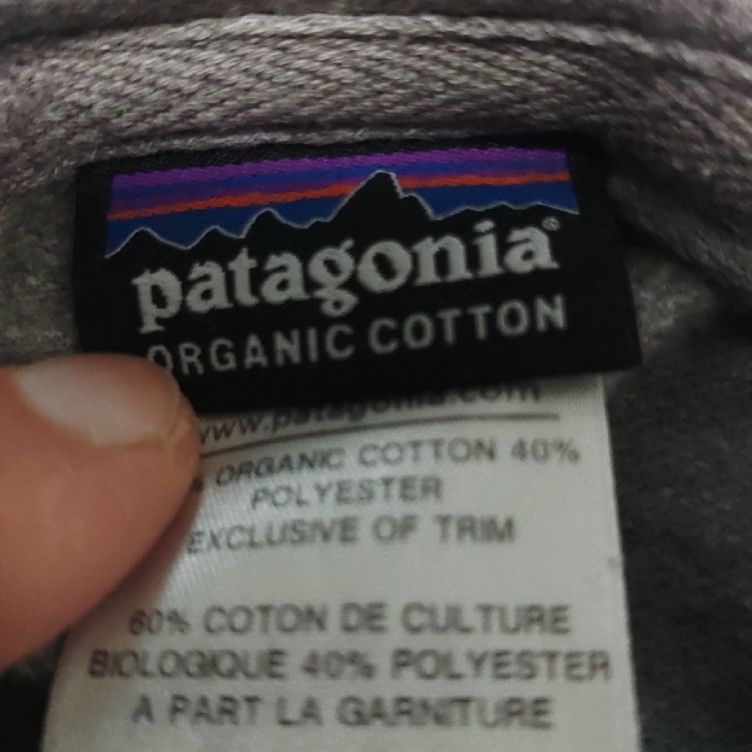 patagonia(パタゴニア)のpatagonia　パーカー　S　グレー　薄手 メンズのトップス(パーカー)の商品写真