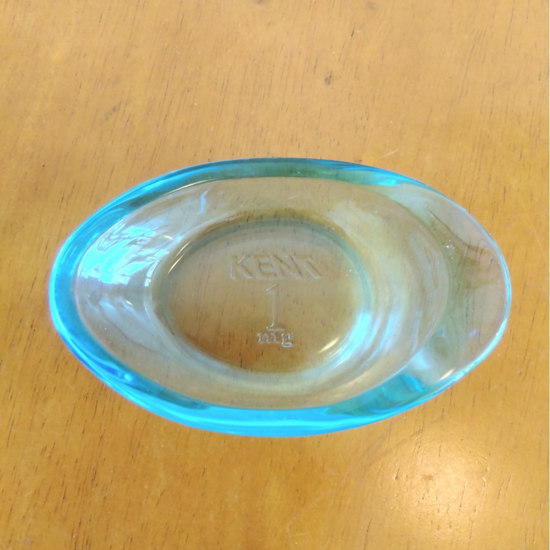 KENT(ケント)のケント灰皿(非売品)　ガラス製　2点セット インテリア/住まい/日用品のインテリア小物(灰皿)の商品写真