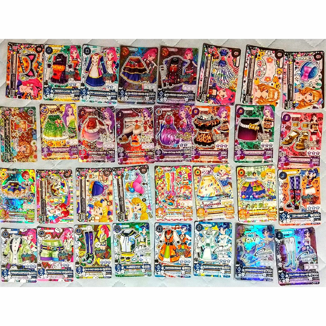 アイカツ!(アイカツ)のアイカツカード　まとめ売り エンタメ/ホビーのアニメグッズ(カード)の商品写真