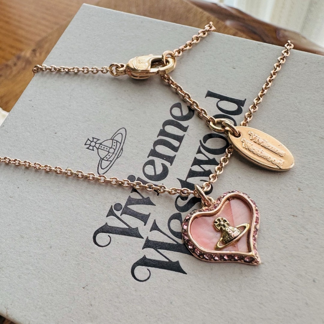 Vivienne Westwood(ヴィヴィアンウエストウッド)の良品/正規品VivienneWestwood ペトラオーブネックレス レディースのアクセサリー(ネックレス)の商品写真