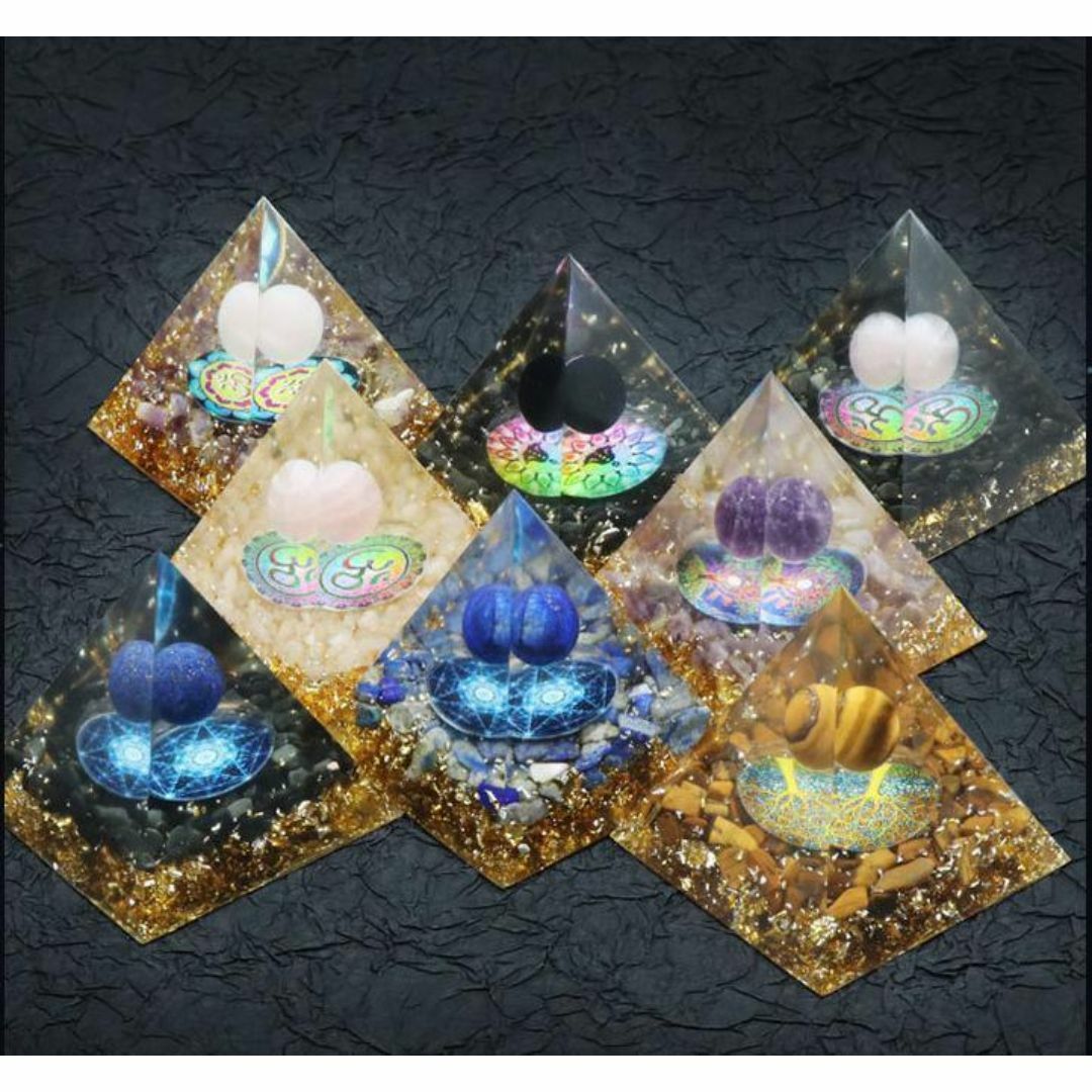 A4オルゴナイト クリスタルピラミッドオルゴンピラミッドパワーストーン水晶 インテリア/住まい/日用品のインテリア小物(置物)の商品写真