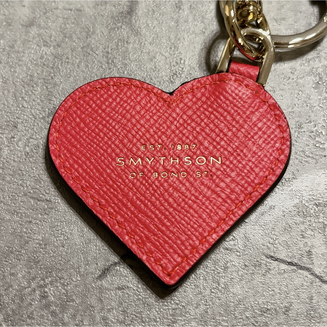 Smythson(スマイソン)の極美品 Smythson Panama スマイソン レザー ハート キーリング レディースのファッション小物(キーホルダー)の商品写真