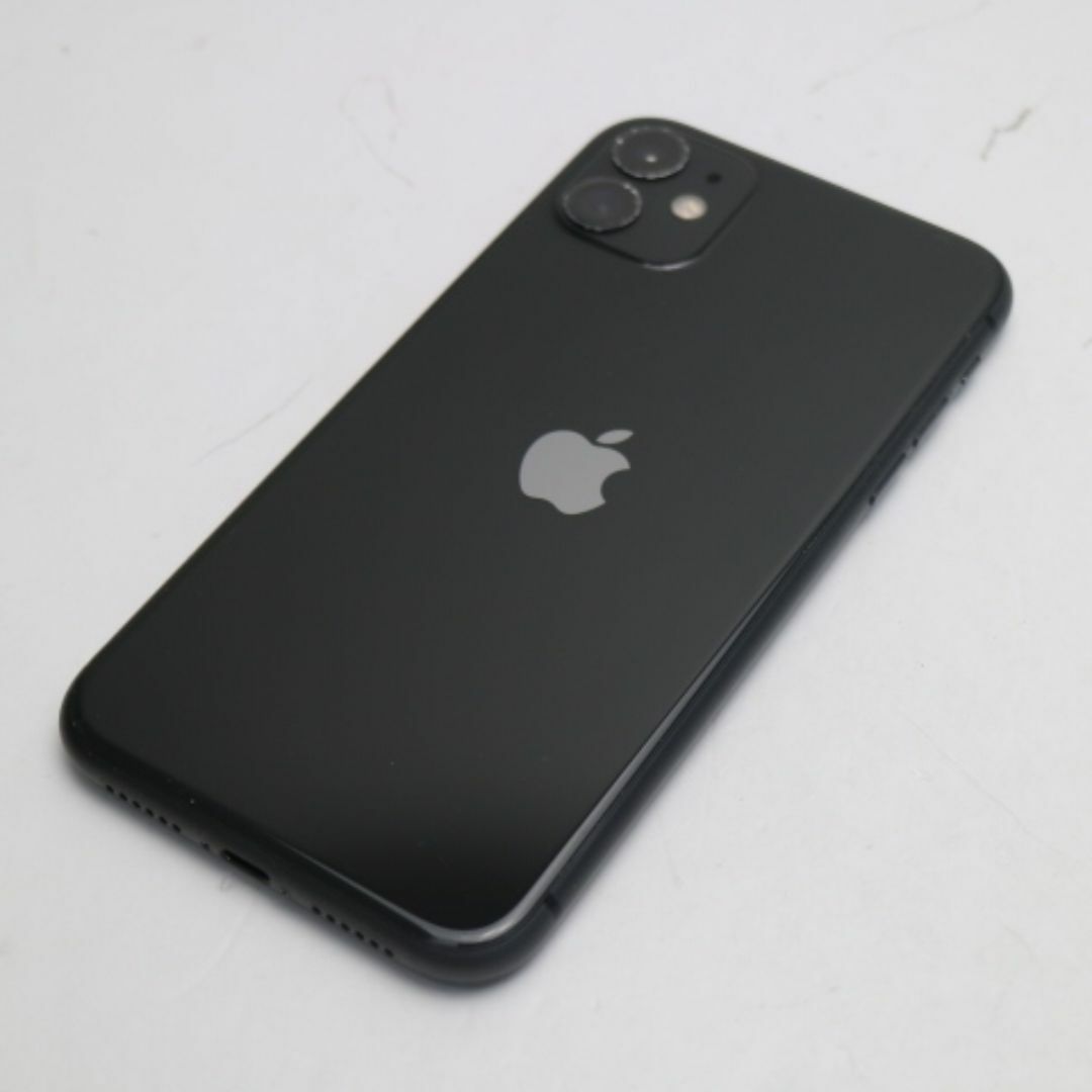 iPhone - 超美品 SIMフリー iPhone 11 64GB ブラック M111の通販 by