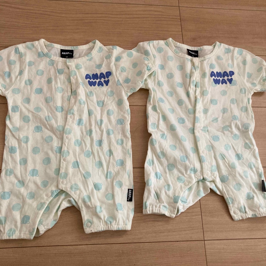 ANAP Kids(アナップキッズ)の2枚セット　ANAPWAY 80サイズ　双子　ロンパース キッズ/ベビー/マタニティのベビー服(~85cm)(ロンパース)の商品写真