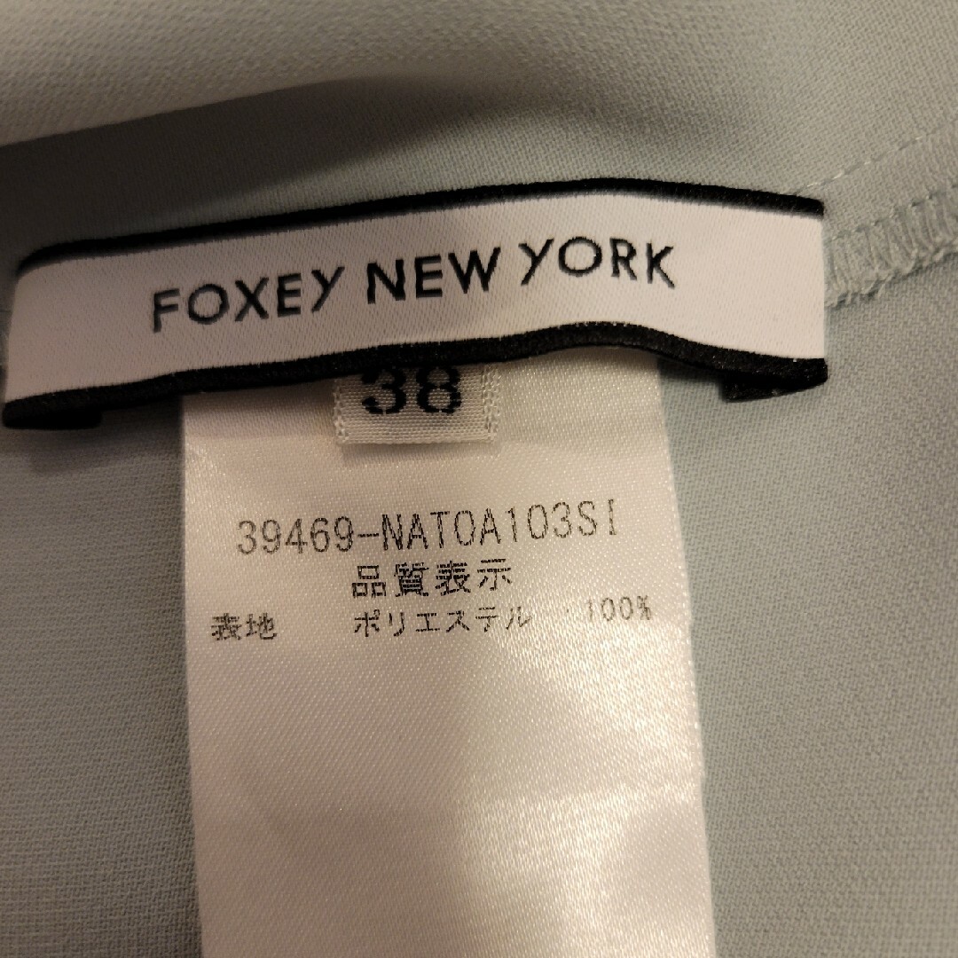 FOXEY NEW YORK(フォクシーニューヨーク)のフォクシーニューヨーク　トップス　38 レディースのトップス(シャツ/ブラウス(半袖/袖なし))の商品写真