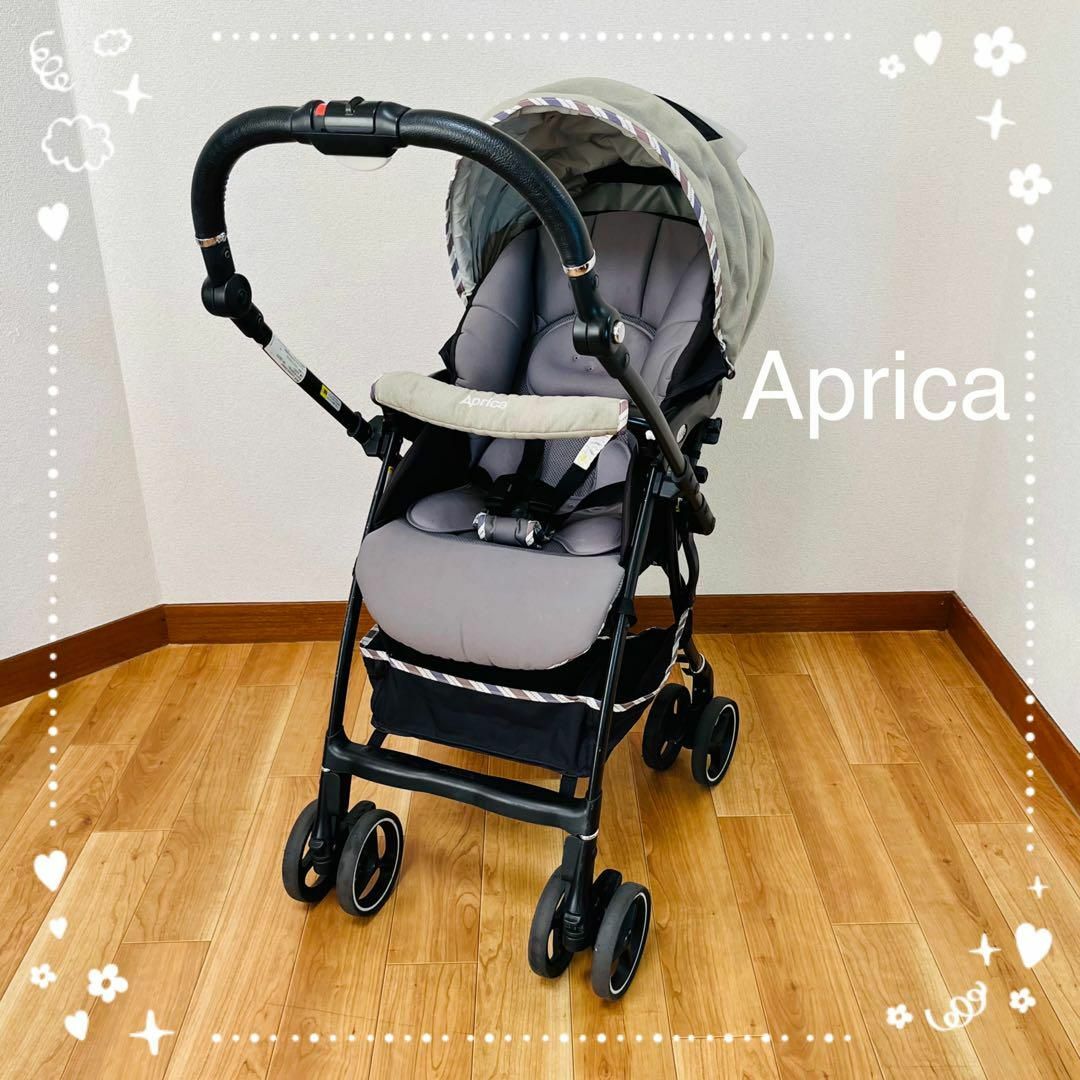 Aprica(アップリカ)の希少品　Aprica アップリカ　ラクーナエアー　コンパクト　グレー キッズ/ベビー/マタニティの外出/移動用品(ベビーカー/バギー)の商品写真