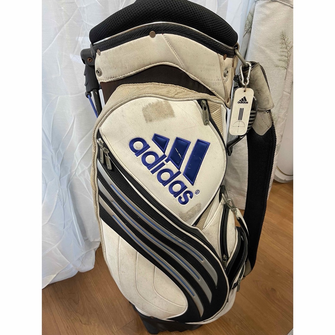adidas(アディダス)のadidasゴルフバック スポーツ/アウトドアのゴルフ(バッグ)の商品写真