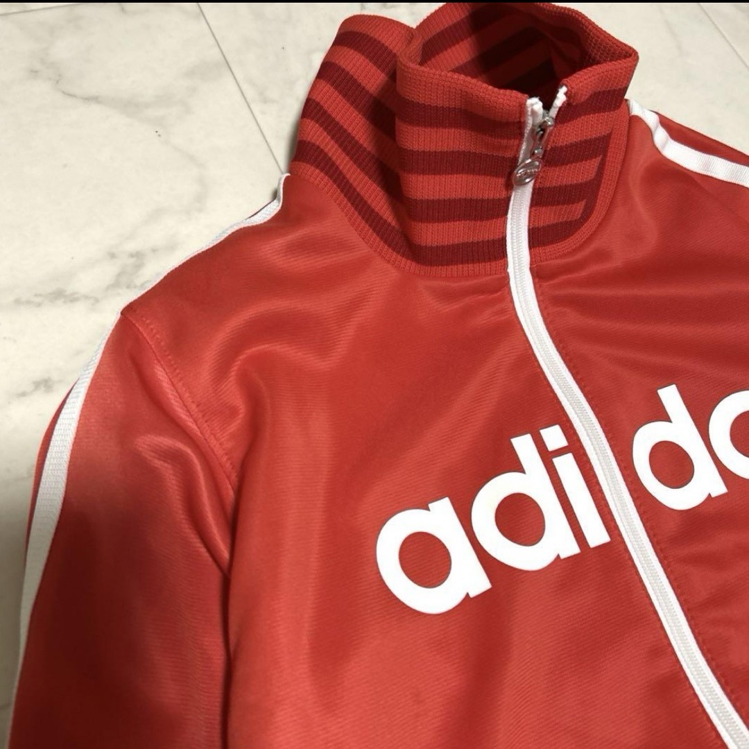 adidas(アディダス)の美品　アディダスadidas トラックジャケット　ジャージ　M レッド　赤 メンズのトップス(ジャージ)の商品写真