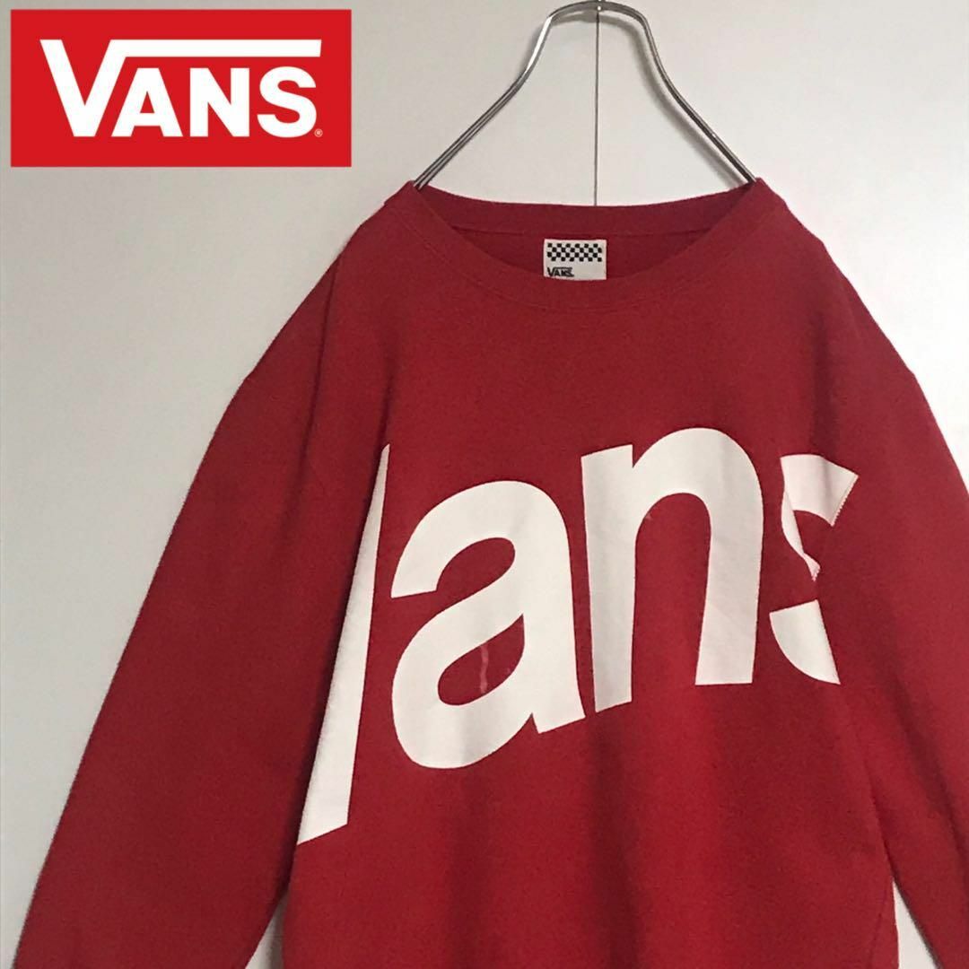 VANS(ヴァンズ)の【希少デザイン】バンズ　ビッグプリントロゴ入りトレーナー　レッド　K764 レディースのトップス(トレーナー/スウェット)の商品写真