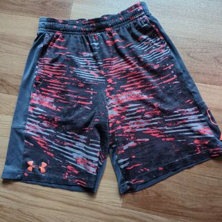 アンダーアーマー(UNDER ARMOUR)のアンダーアーマー　ハーフパンツ(トレーニング用品)