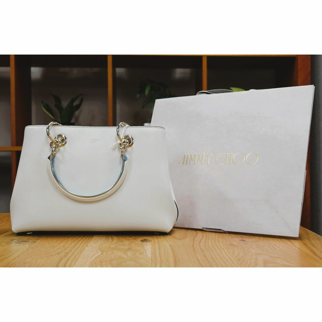 JIMMY CHOO(ジミーチュウ)のimmy Choo ジミーチュウ ボンボントートS Latte 新品・未使用 レディースのバッグ(トートバッグ)の商品写真