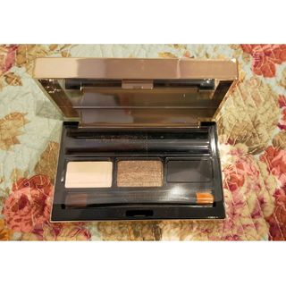 ボビイブラウン(BOBBI BROWN)の【新品】BOBBI BROWN　ボビィブラウンゴールデンアイパレット(アイシャドウ)