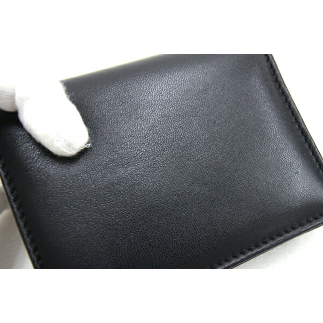 valentino garavani(ヴァレンティノガラヴァーニ)の ヴァレンティノ ガラヴァーニ 二つ折り財布 ブラック 黒 レディースのファッション小物(財布)の商品写真