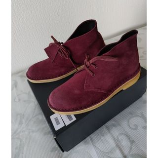 クラークス(Clarks)の新品未使用　クラークス　デザートブーツ　ボルドー　２３cm(ブーツ)