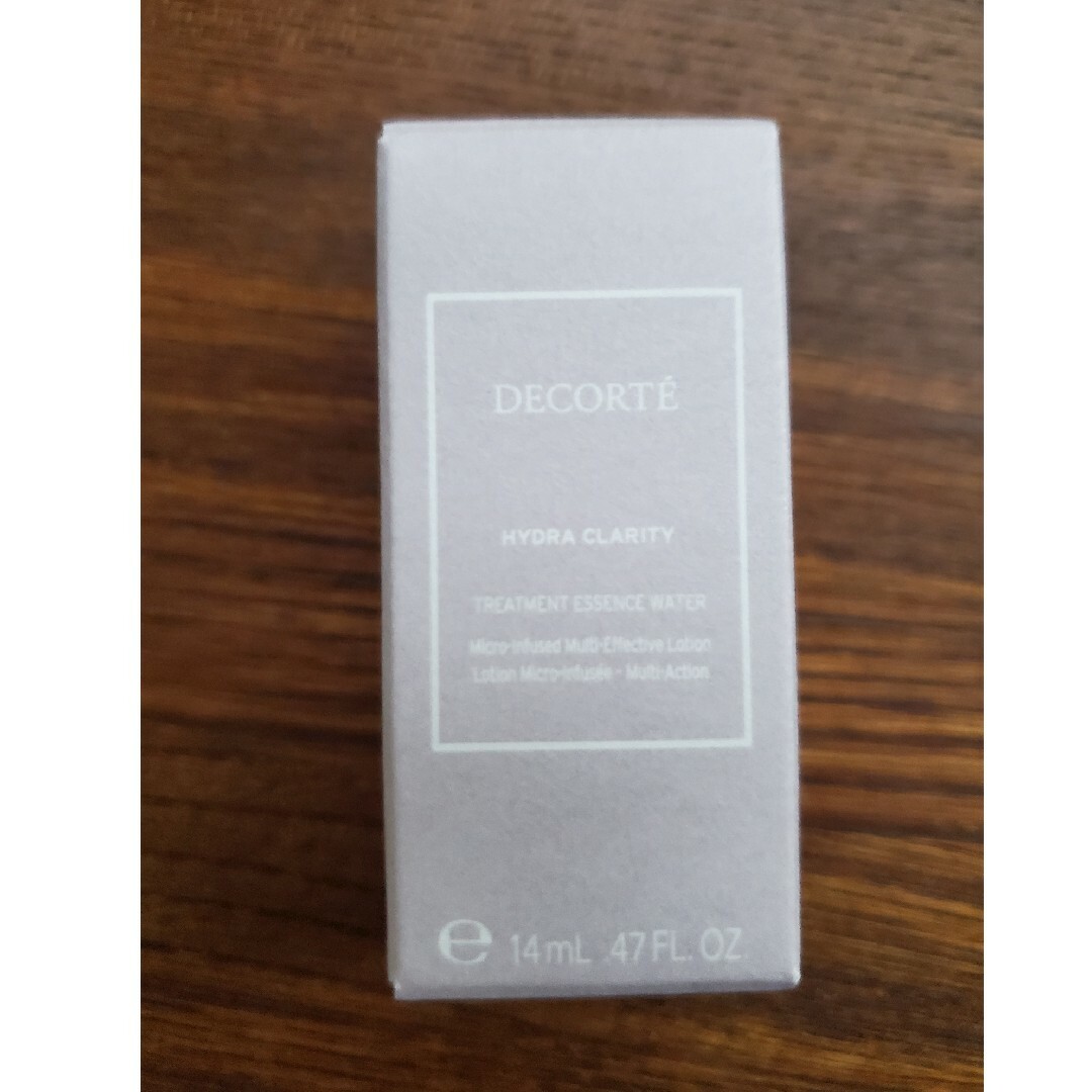 COSME DECORTEエッセンスウォーター コスメ/美容のスキンケア/基礎化粧品(化粧水/ローション)の商品写真