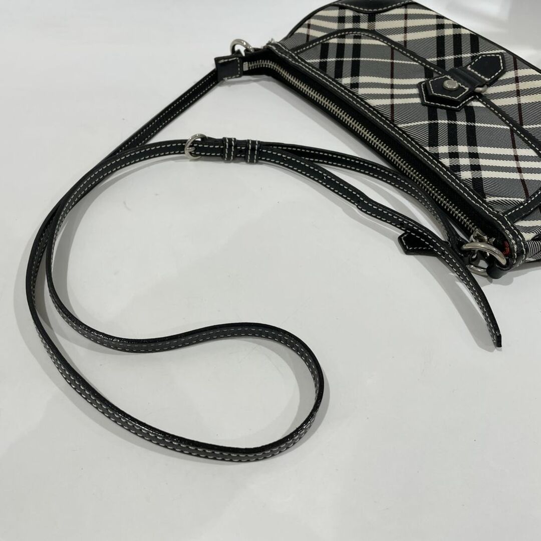 BURBERRY BLUE LABEL ショルダーバッグ チェック 斜め掛け ミニ BURBERRY BLUE LABEL ショルダーバッグ チェック 斜め掛け ミニ