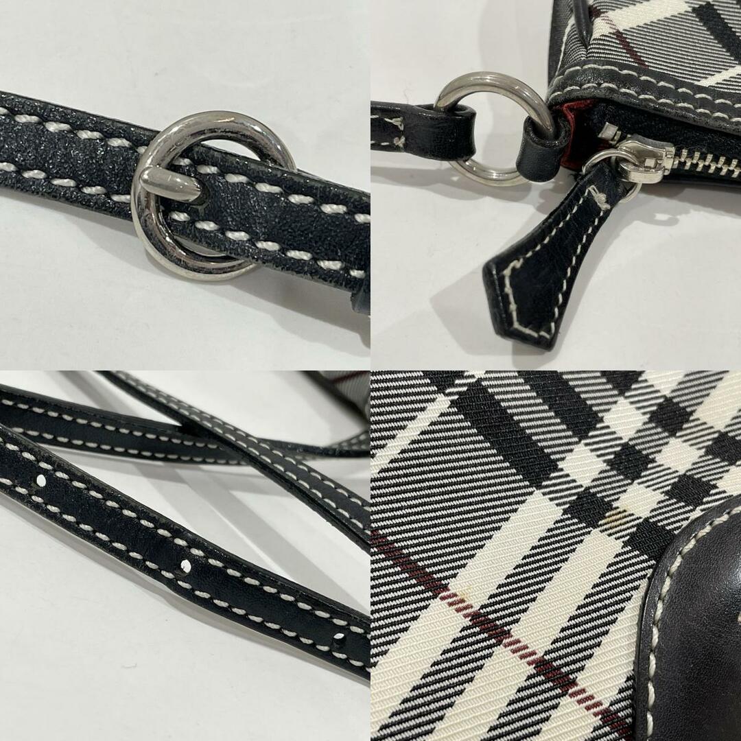 BURBERRY BLUE LABEL(バーバリーブルーレーベル)のBURBERRY BLUE LABEL ショルダーバッグ チェック 斜め掛け ミニ キャンバス レザー レディースのバッグ(ショルダーバッグ)の商品写真