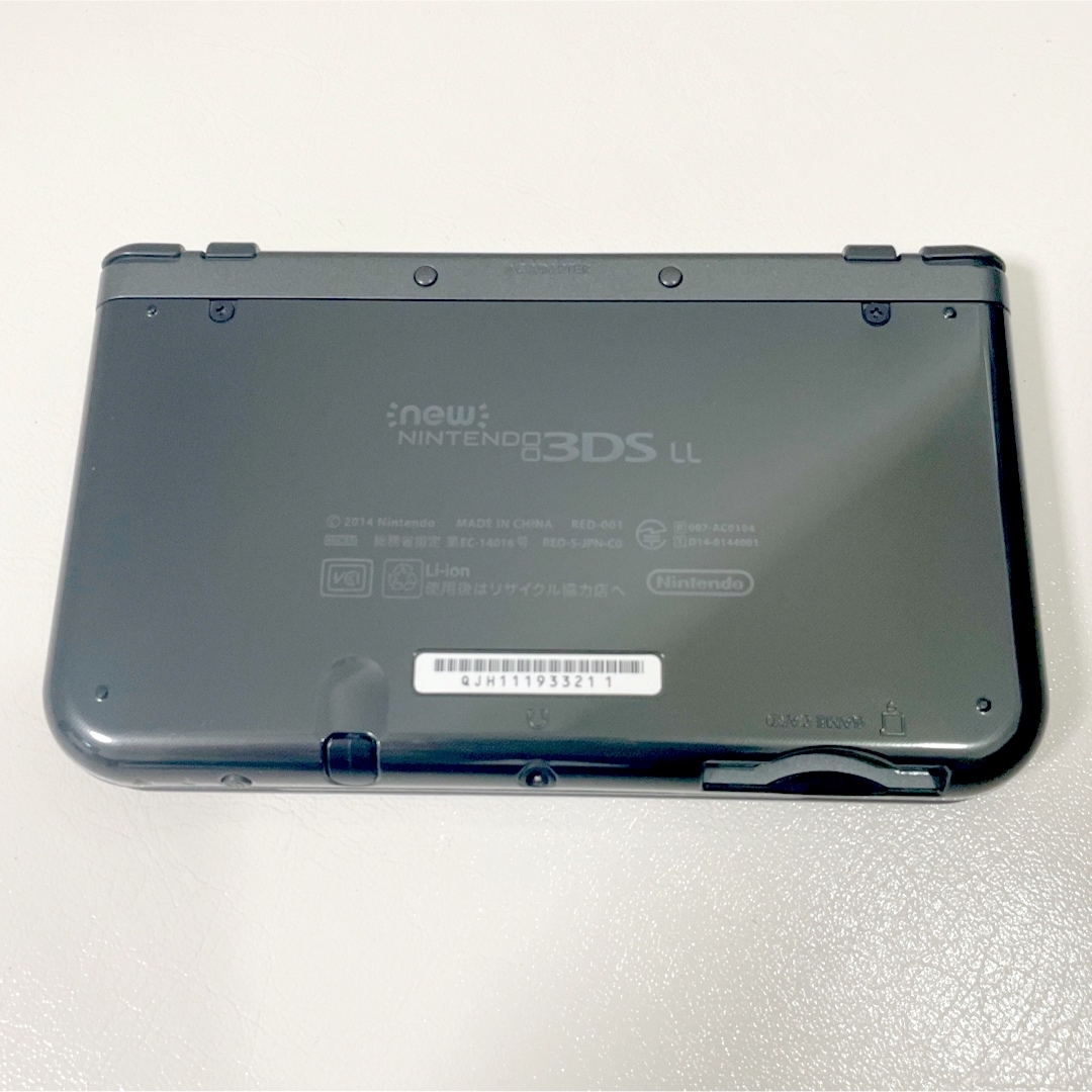 ニンテンドー3DS(ニンテンドー3DS)のNewニンテンドー3DS LL メタリックブラック 本体 Nintendo 黒 エンタメ/ホビーのゲームソフト/ゲーム機本体(携帯用ゲーム機本体)の商品写真