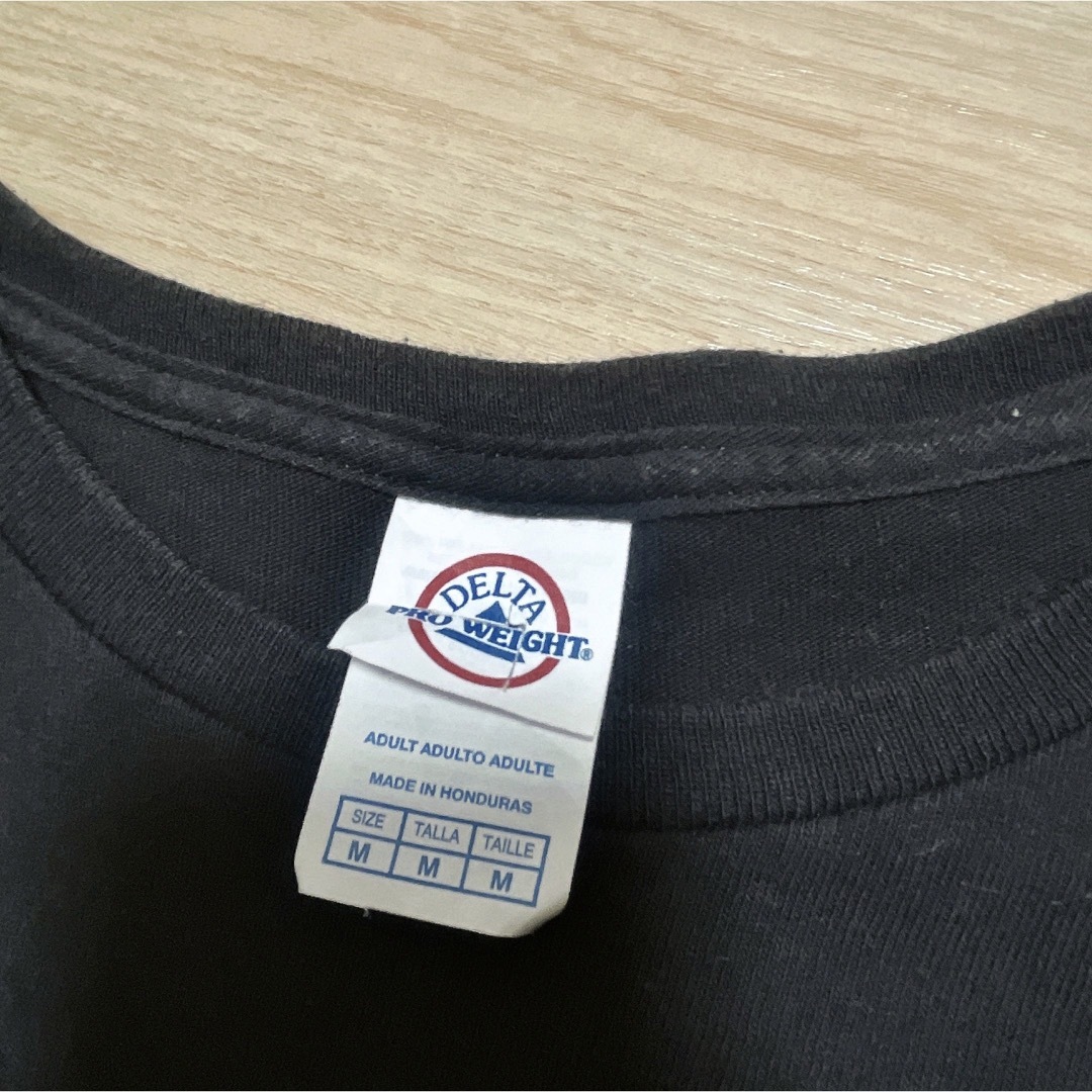 DELTA(デルタ)のUSA古着　DELTA　Tシャツ　M　ブラック　黒　プリント　コットン　ロゴ メンズのトップス(Tシャツ/カットソー(半袖/袖なし))の商品写真