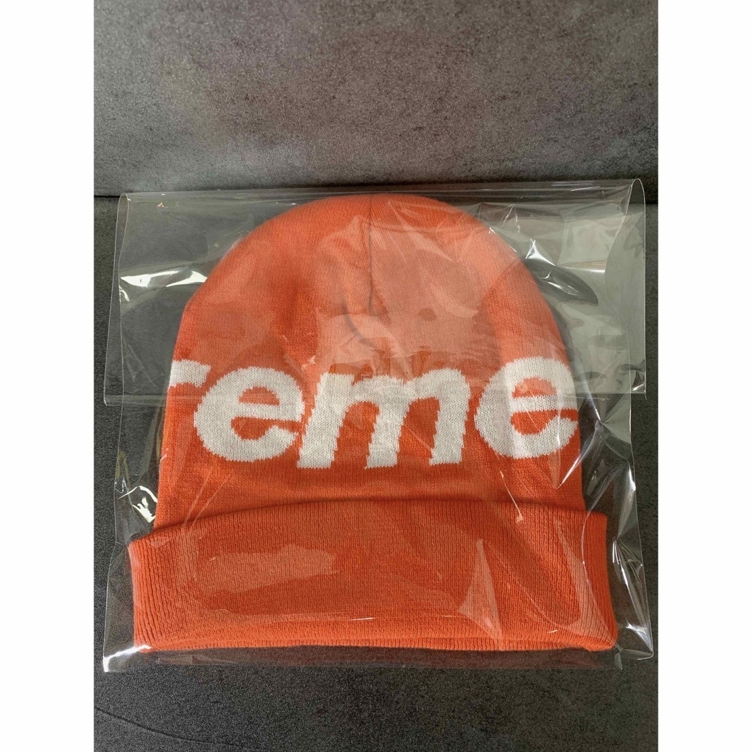 Supreme(シュプリーム)のSupreme BigLogo beanie orange メンズの帽子(ニット帽/ビーニー)の商品写真