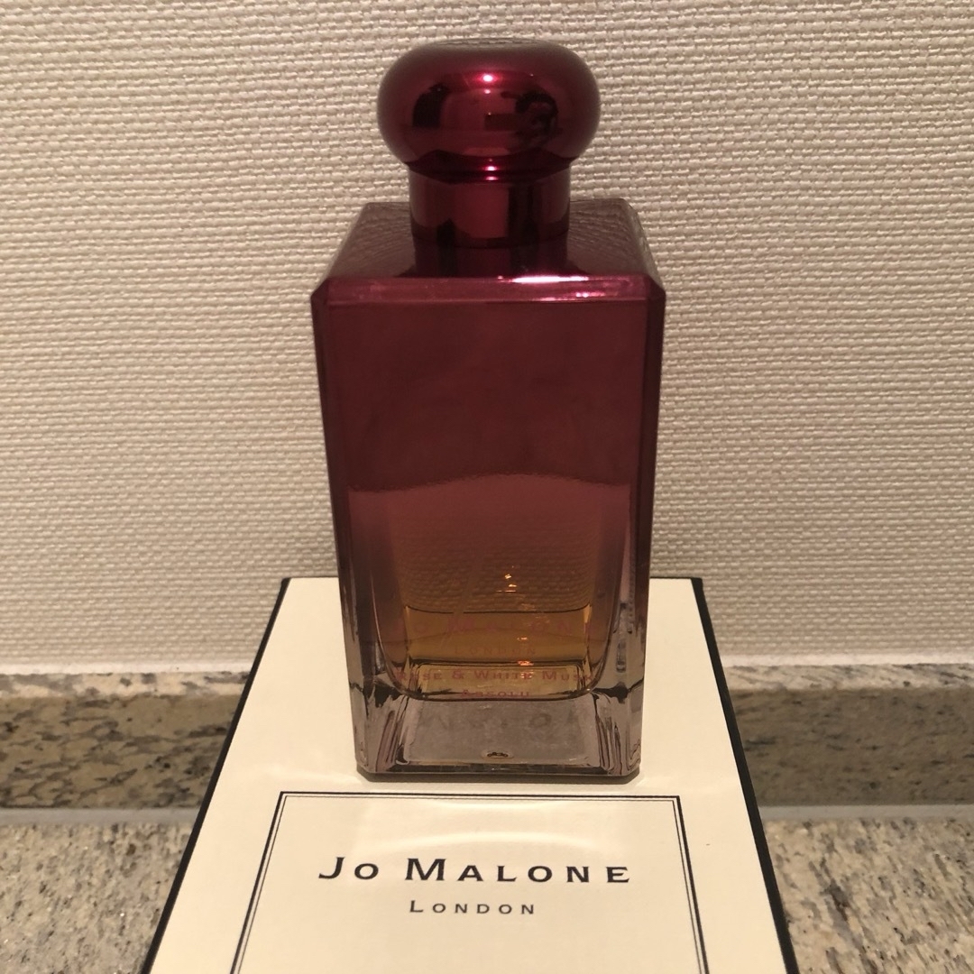 Jo Malone(ジョーマローン)のジョーマローン★コロン★100ml★ローズ & ホワイト ムスク アブソリュ コスメ/美容のコスメ/美容 その他(その他)の商品写真