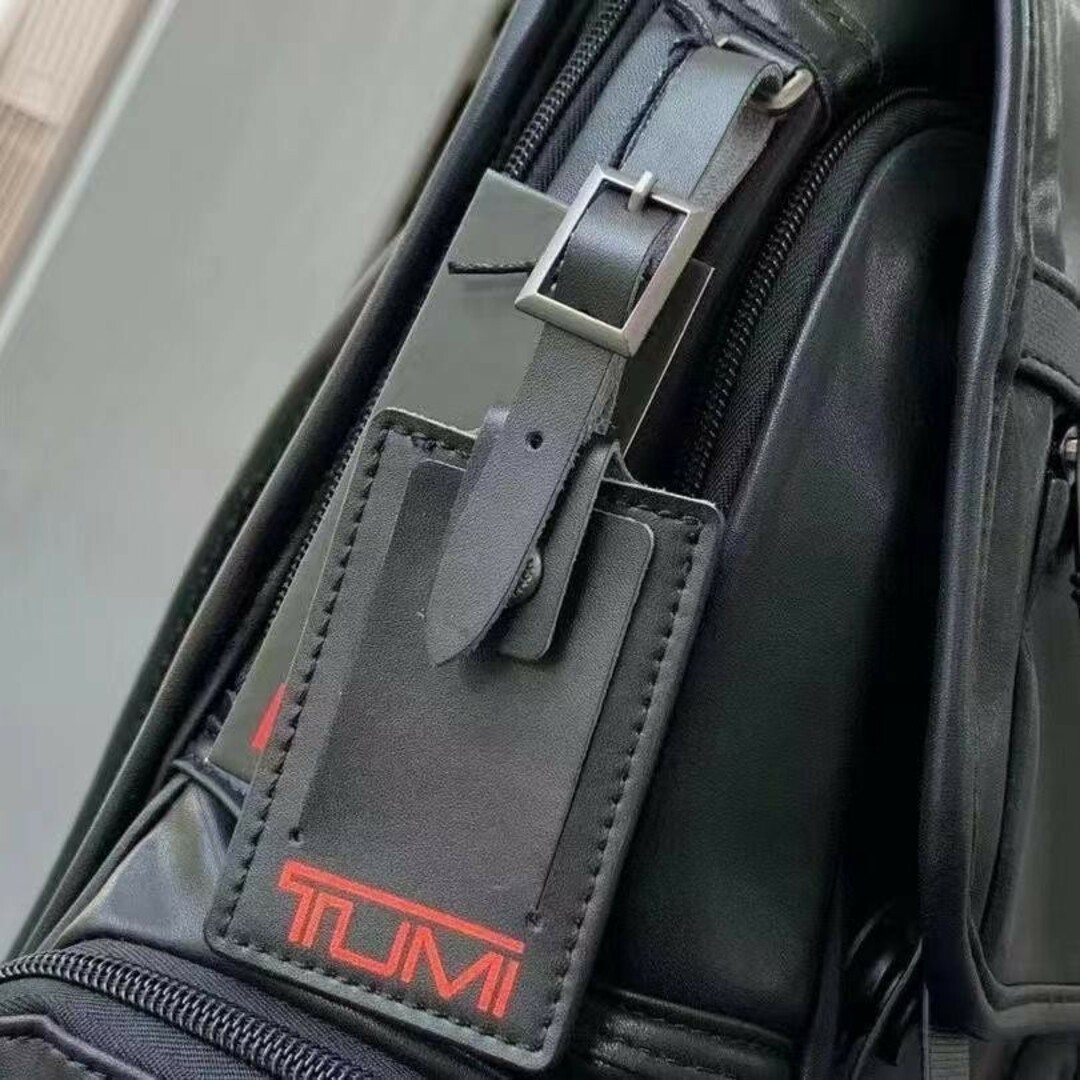 TUMI(トゥミ)の新品TUMIブラック牛革ALPHA 3ショルダーバッグビジネス通勤リュック メンズのバッグ(バッグパック/リュック)の商品写真