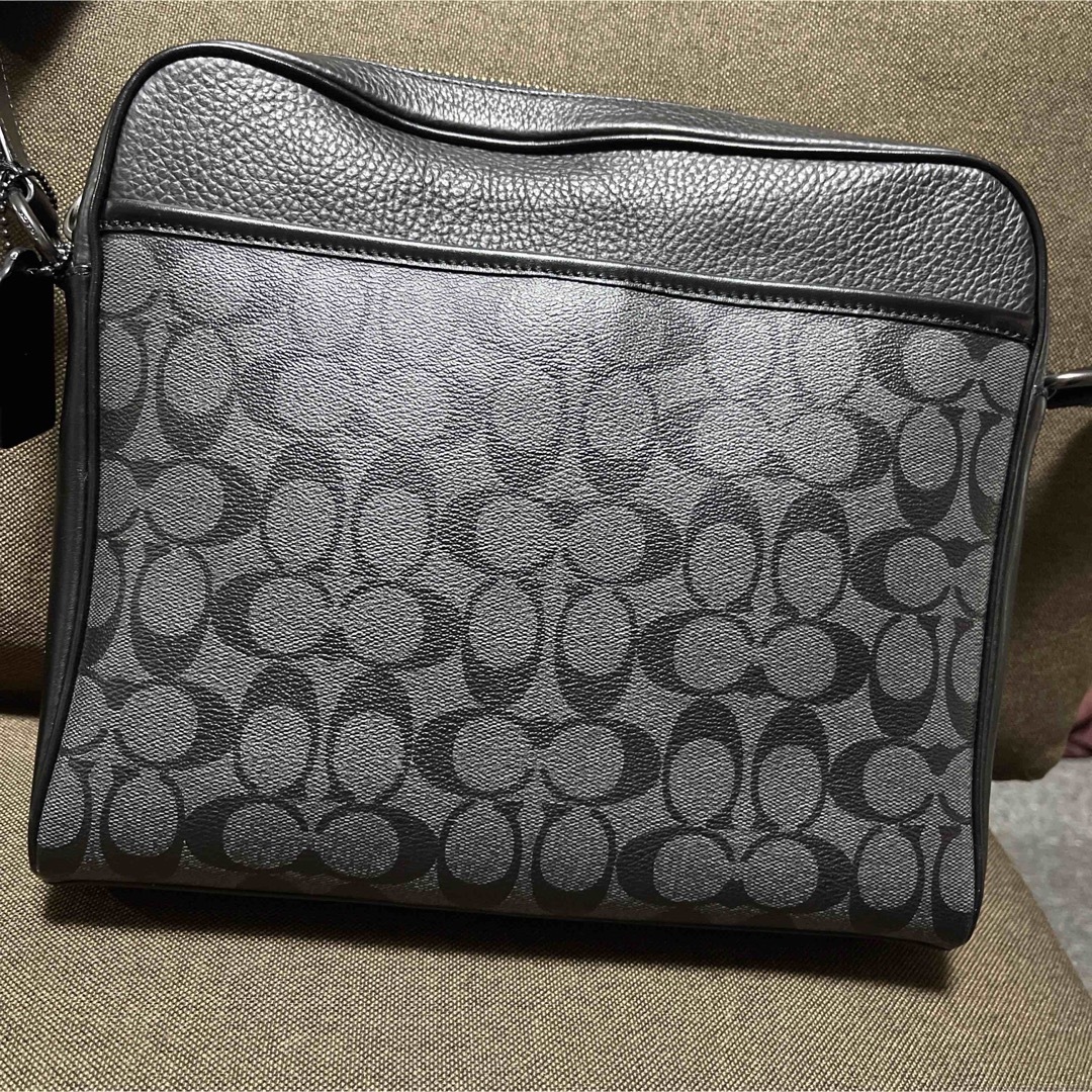 COACH(コーチ)のcoachショルダーバッグ メンズのバッグ(ショルダーバッグ)の商品写真