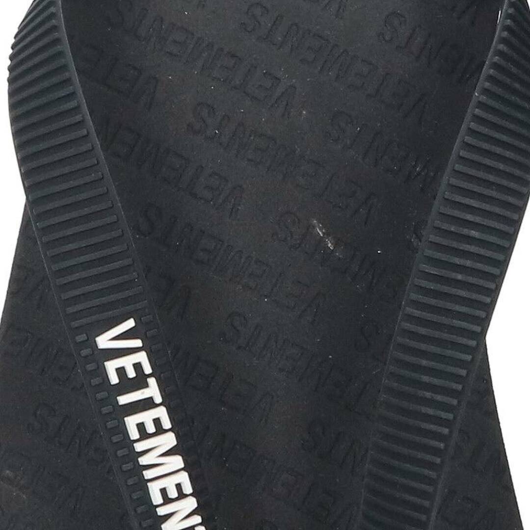 VETEMENTS(ヴェトモン)のヴェトモン ラバービーチサンダル メンズ 42 メンズの靴/シューズ(サンダル)の商品写真