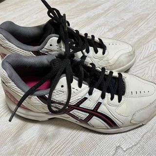 アシックス(asics)のasics テニスシューズ　22.5cm(シューズ)