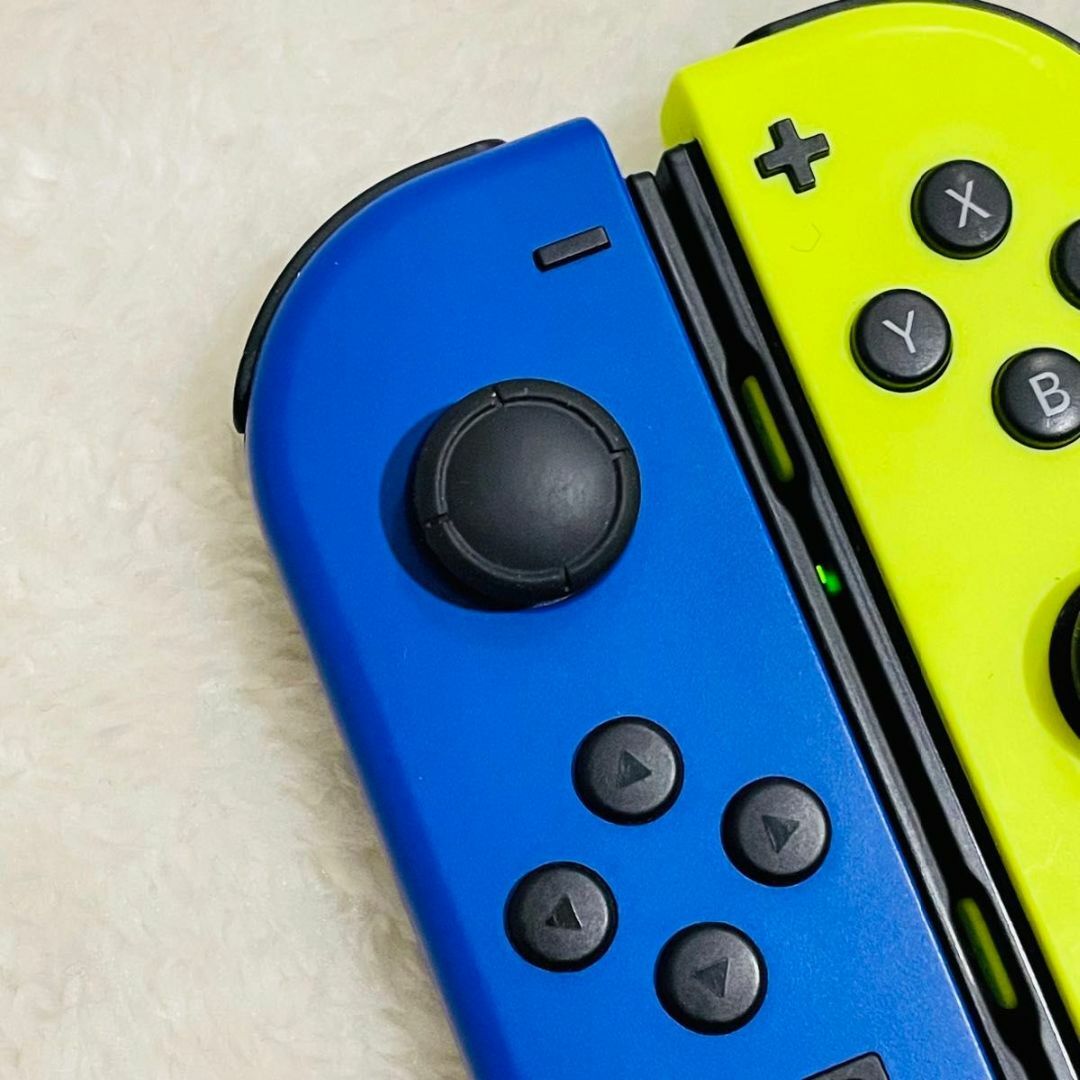 Nintendo Switch(ニンテンドースイッチ)のNintendo Switch Joy-con(L)ブルー(R)ネオンイエロー エンタメ/ホビーのゲームソフト/ゲーム機本体(家庭用ゲーム機本体)の商品写真