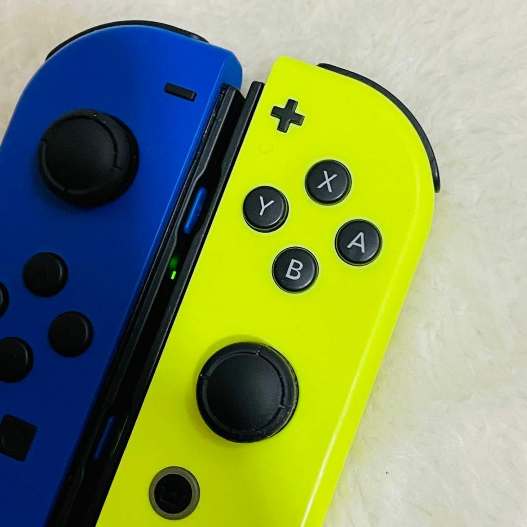 Nintendo Switch(ニンテンドースイッチ)のNintendo Switch Joy-con(L)ブルー(R)ネオンイエロー エンタメ/ホビーのゲームソフト/ゲーム機本体(家庭用ゲーム機本体)の商品写真