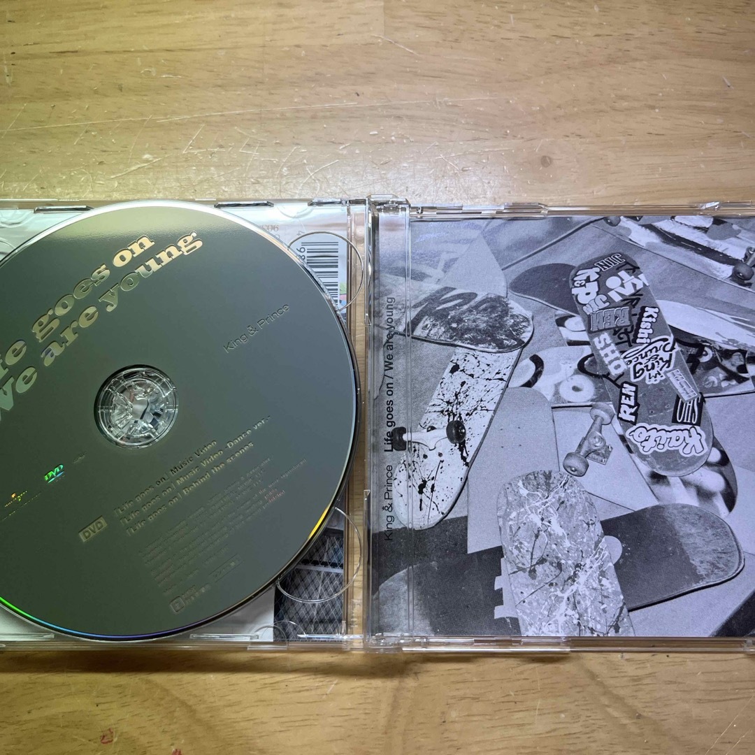 King & Prince(キングアンドプリンス)のKing & Prince Life goes on エンタメ/ホビーのCD(ポップス/ロック(邦楽))の商品写真