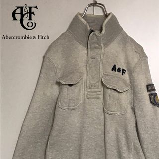 アバクロンビーアンドフィッチ(Abercrombie&Fitch)の【ダメージ加工】アバクロンビー＆フィッチ　ロゴ入りハーフジップトップス　K695(スウェット)