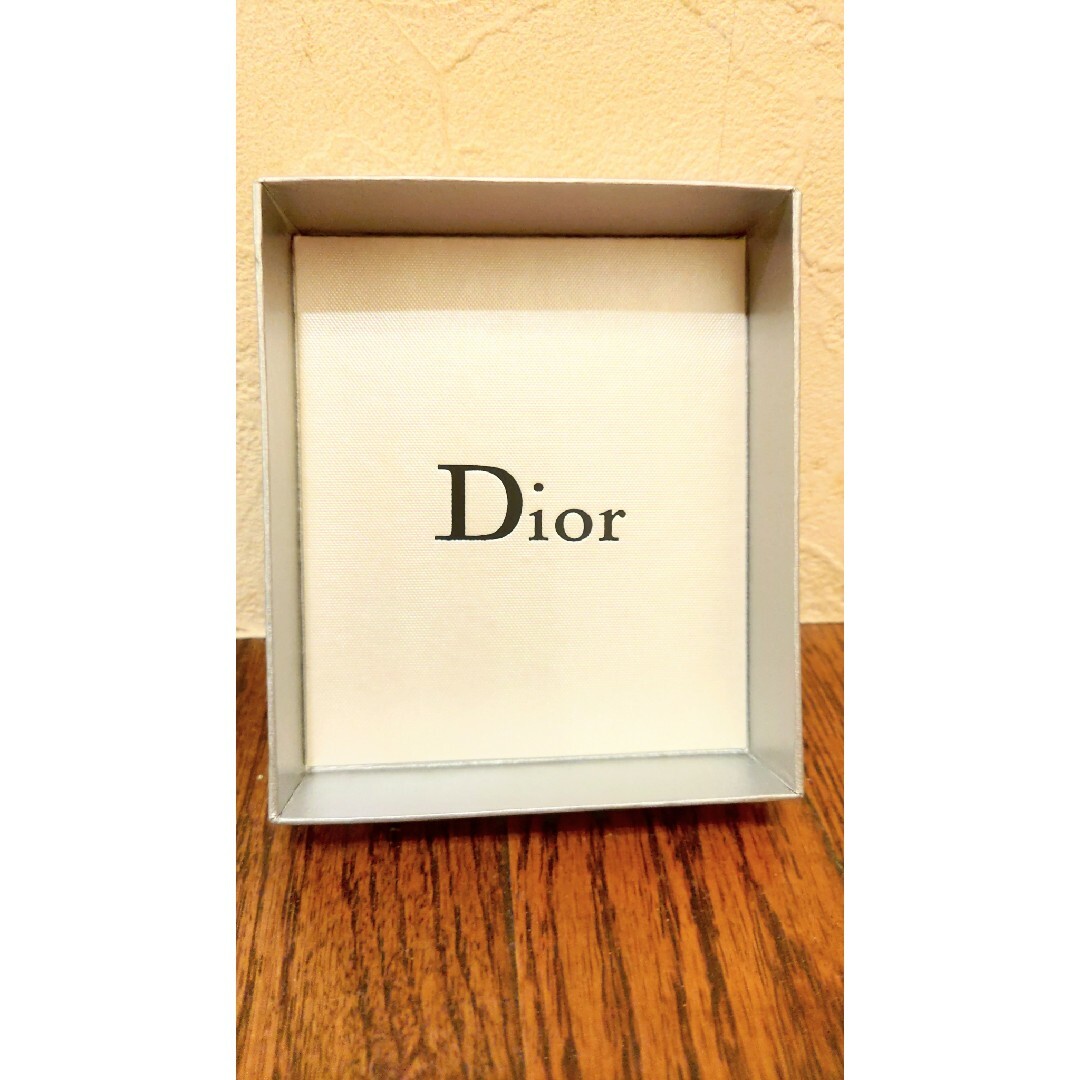 Dior(ディオール)のブランドの空箱☆ディオール レディースのバッグ(ショップ袋)の商品写真