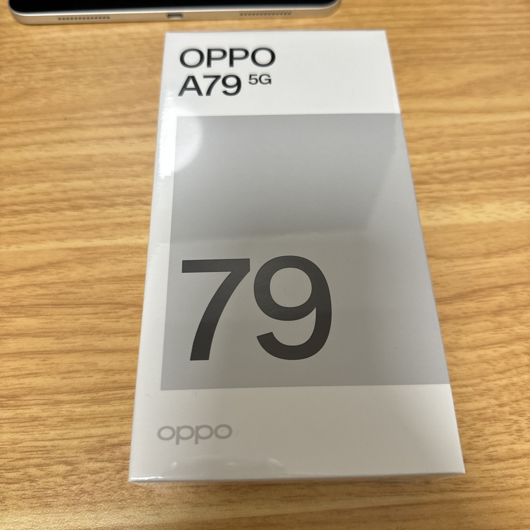 OPPO(オッポ)のOPPO A79 5G ミステリーブラック スマホ/家電/カメラのスマートフォン/携帯電話(スマートフォン本体)の商品写真