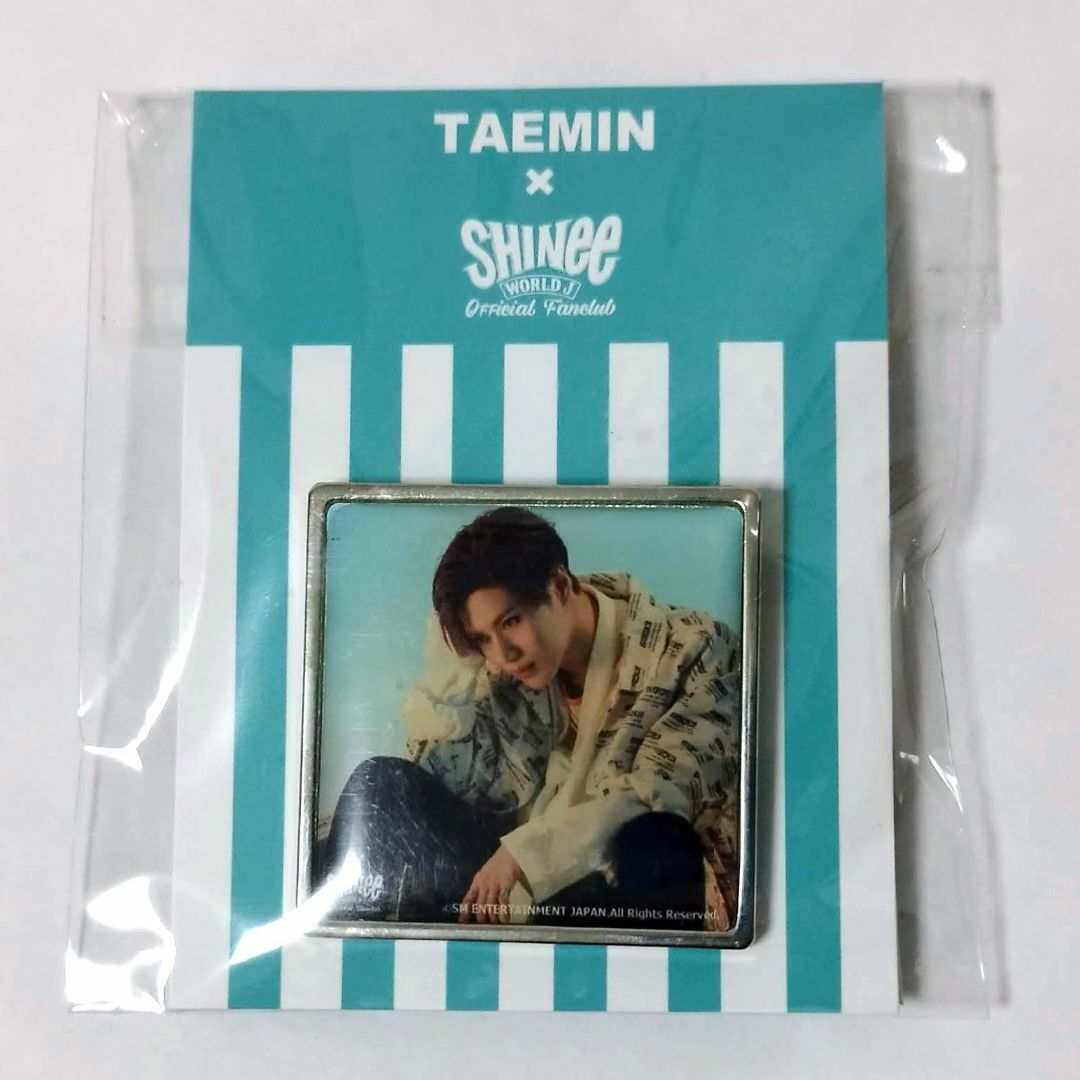 SHINee(シャイニー)のSHINee テミン　ピンバッジ　3種セット　おまけ付き　☆ エンタメ/ホビーのタレントグッズ(アイドルグッズ)の商品写真