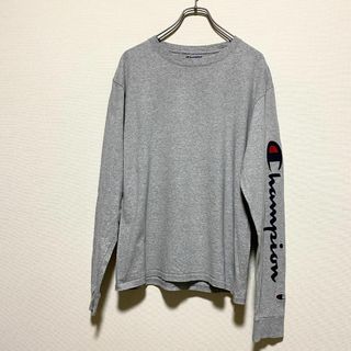 チャンピオン(Champion)のアメリカ古着　champion　チャンピオン　長袖　Tシャツ　ロンT　ロゴ(Tシャツ/カットソー(七分/長袖))