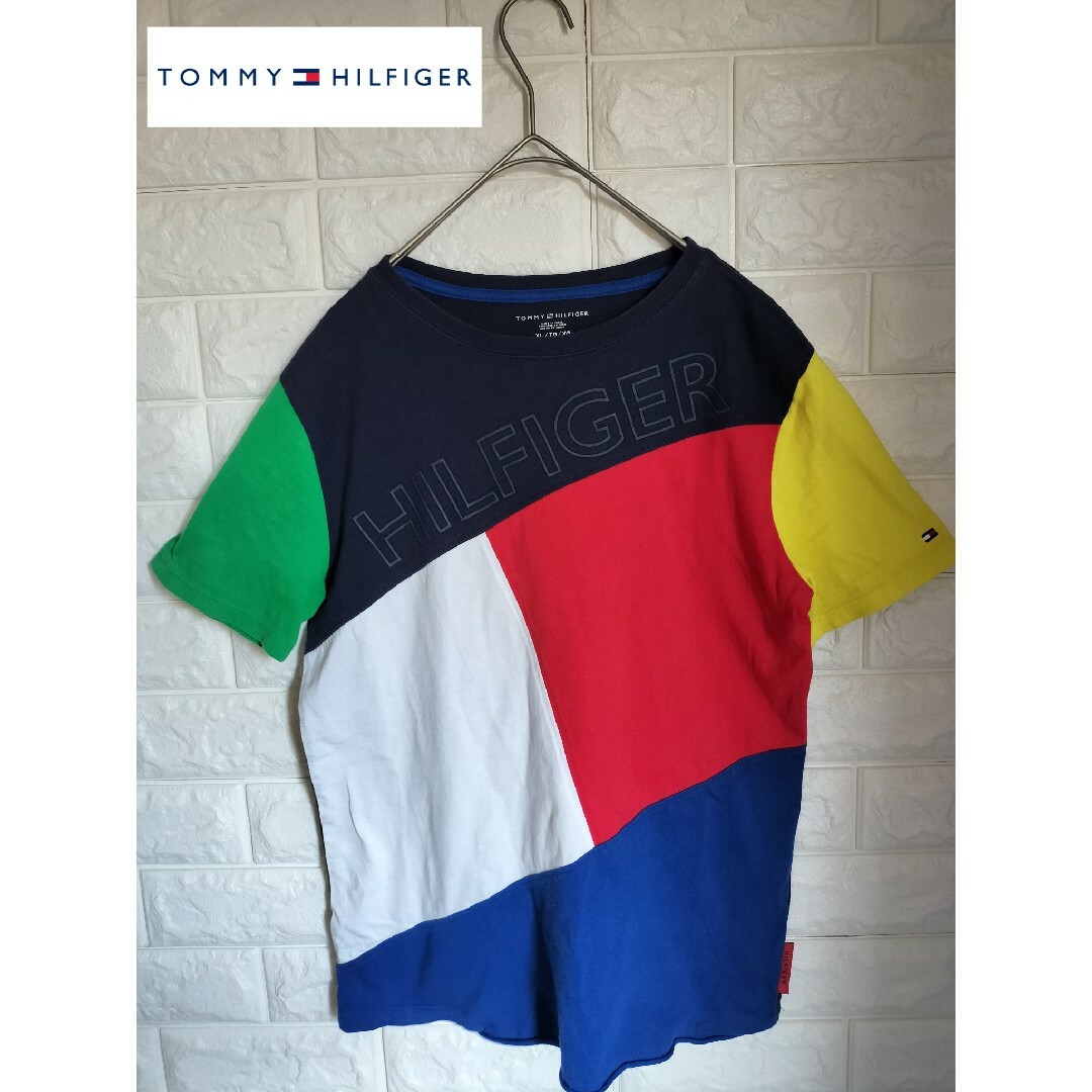 TOMMY HILFIGER(トミーヒルフィガー)のトミーヒルフィガー　マルチカラーTシャツ メンズのトップス(シャツ)の商品写真