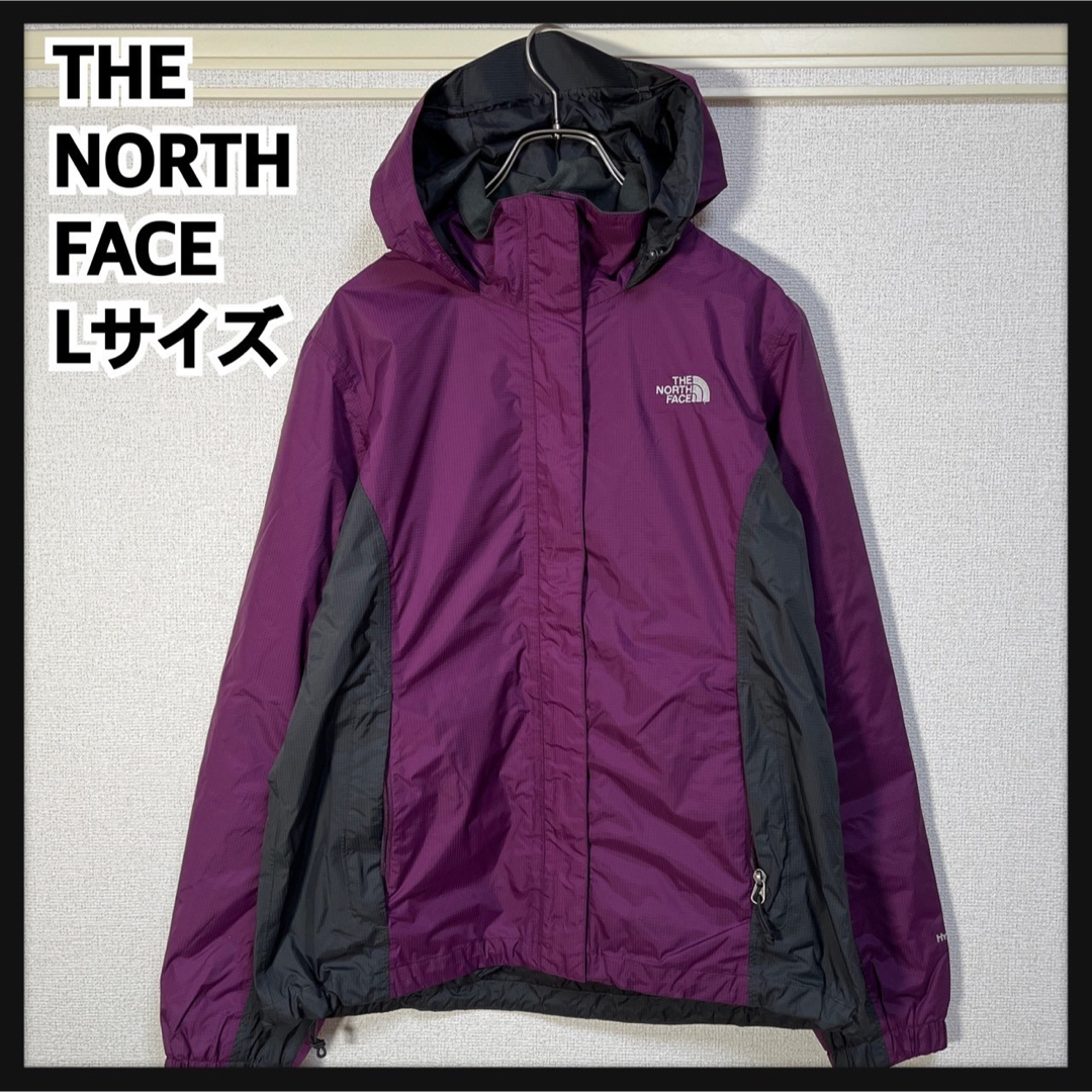 THE NORTH FACE(ザノースフェイス)の【ノースフェイス】マウンテンパーカー　紫パープル刺繍　US規格　ワンポイント2R レディースのジャケット/アウター(その他)の商品写真