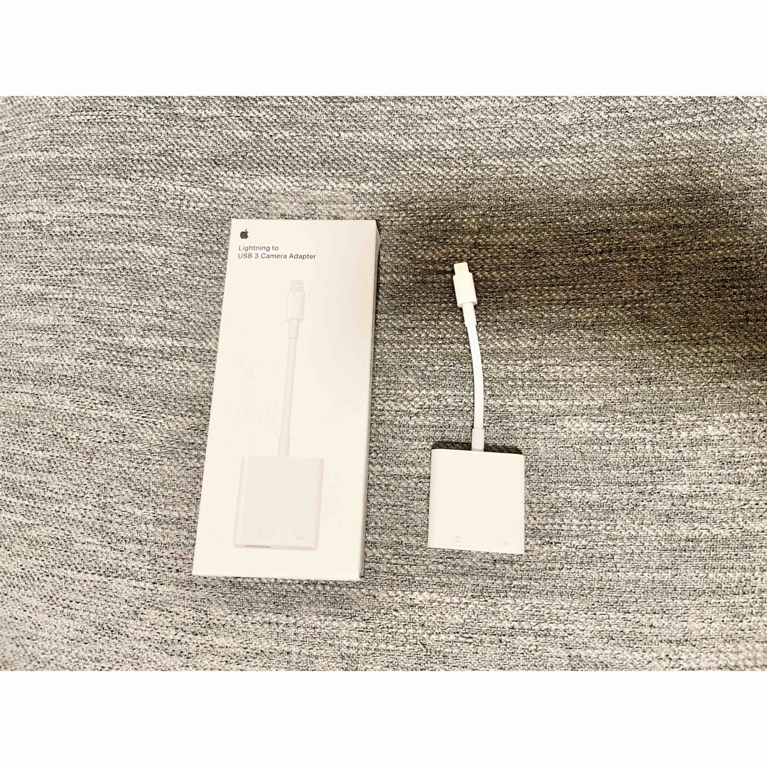 Apple(アップル)のApple Japan(同) Lightning-USB 3カメラアダプタ スマホ/家電/カメラのスマホアクセサリー(その他)の商品写真